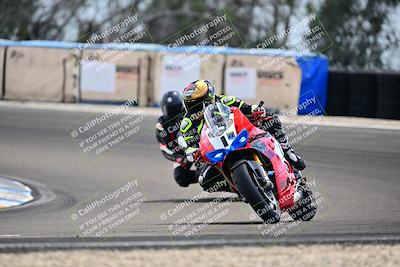 media/Apr-18-2025-TrackDaz (Fri) [[45f5874c44]]/B Group/Session 4 (Turn 6 - Outside)/